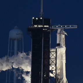 SpaceX roketi, başarılı bir şekilde fırlatıldı