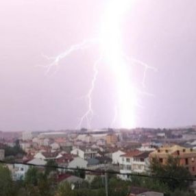 İstanbul'da beklenen yağış başladı