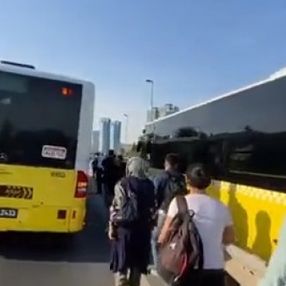 15 Temmuz Şehitler Köprüsü'nde metrobüs arızası
