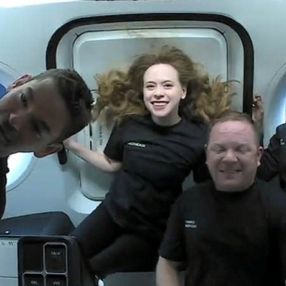 SpaceX’in astronotsuz 4 mürettebatla 3 günlük uzay yolculuğu sona erdi