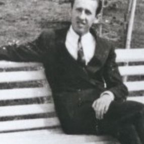 Talihsiz biçimde ölen bir şair: Orhan Veli