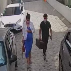 Adana’da 7 aylık hamile kadın komşusunun altınlarını çaldı