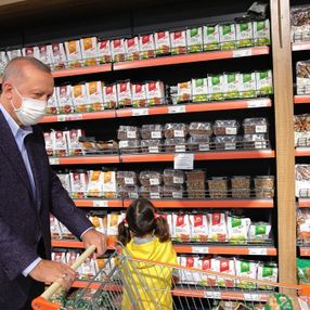 Fahiş fiyatlara çözüm: Tarım Kredi marketleri yaygınlaşacak