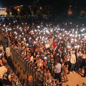 Şanlıurfa'da sosyal mesafesiz konser