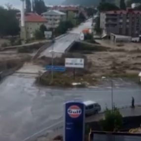Sinop’taki Çayağzı Köprüsü'nün yıkılma anı kamerada