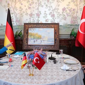 Merkel’e hediye edilen eserin sahibi Selahattin Kara, duygularını anlattı