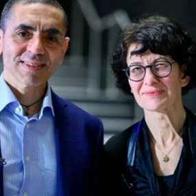Uğur Şahin ve Özlem Türeci, kanser aşısının tarihini verdi