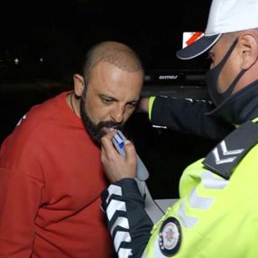 Aksaray'da kaza yapan sürücü, polislere çok mu içtim diye sordu