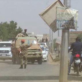 Sudan’da darbe girişimi: Başbakan ev hapsine alındı