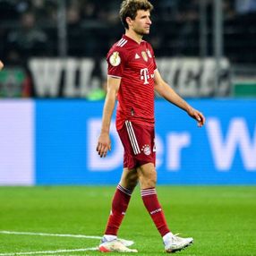 Bayern Münih Almanya Kupası'nda Mönchengladbach'tan 5 gol yedi