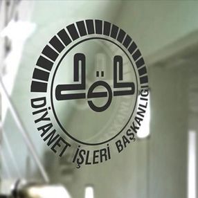 Diyanet'ten alkollü içecek alımı iddialarına açıklama geldi