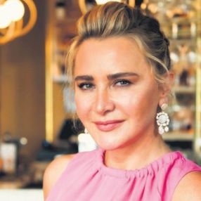Aslı Şen'den geri adım: Linet'ten özür diledi