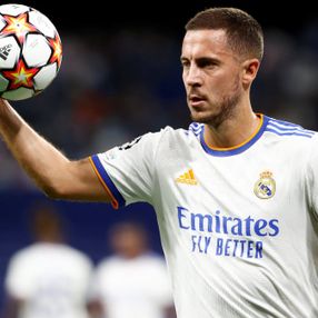 Newcastle United Hazard'ı da listeye aldı