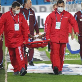 Trabzonspor'da Gervinho'nun yan çapraz bağları koptu