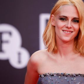 Kristen Stewart, Diana filminde giydiği gelinlik hakkında konuştu
