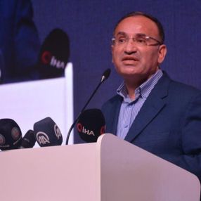 Bekir Bozdağ: CHP Atatürk'ün izinden gitmedi, biz gittik