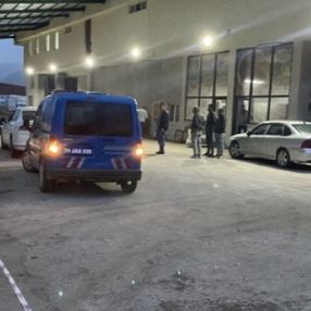 Bartın'da bir kişi tartıştığı eski sevgilisini iş yerinde vurup öldürdü