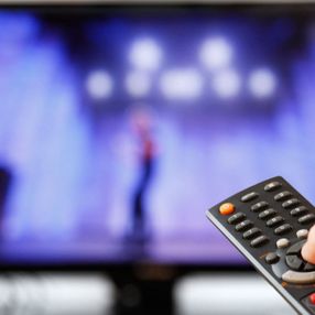 Türkiye’de televizyon izleme süresi 4,5 saati aştı