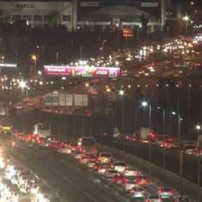 Okullarda ilk ara tatilin bitmesiyle trafik yoğunluğu arttı