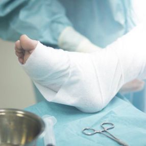 Avusturya'da doktor hastanın yanlış ayağını kesti