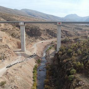 Siirt-Şırnak arası ulaşımı rahatlatacak Zarova Köprüsü hizmete giriyor