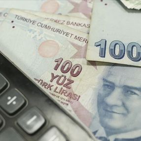 Emeklilerin maaş zammı şekillenmeye başladı