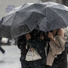 Meteoroloji, kar ve kuvvetli yağış uyarısında bulundu