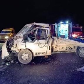 Şanlıurfa'da tavuk yüklü otomobil, hafif ticari araçla çapıştı: 4 yaralı