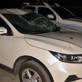 Adana'da kız çocuğu, 9'uncu kattan aşağı cipin üzerine düştü