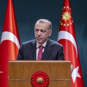 Cumhurbaşkanı Erdoğan'dan bakaya gençlere bedelli askerlik müjdesi