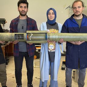 Üniversiteli gençler, ürettikleri roketle ABD'de yarışacak