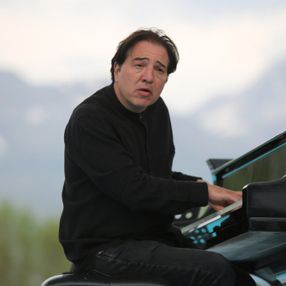 Fazıl Say, Munzur Nehri kıyısında konser verdi