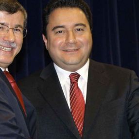 Ali Babacan ile Ahmet Davutoğlu muhalif medyada dışlanıyor