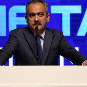Mahmut Özer: Meslek liselerimize ekmek fabrikası kuracağız