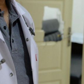 Diyarbakır'da sağlık çalışanları ve doktora saldırı