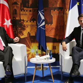Cumhurbaşkanı Erdoğan, Macron ile bir araya geldi