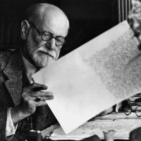 Freud'un dünyasına yeni başlayanlar için: Sigmund Freud