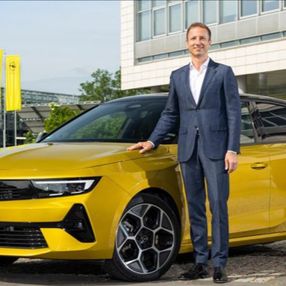 Opel'in yeni CEO'su Florian Huettl, Türkiye'ye geldi