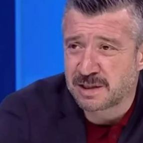 Tümer Metin babasını kaybetti
