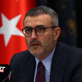 Mahir Ünal, CHP'nin olağanüstü toplantı çağrısına yanıt verdi