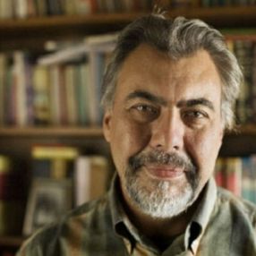 Ses tonunu bile tam bilmediğimiz İhsan Oktay Anar, neden gizemliliği seviyor