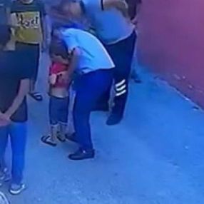 Malatya'da boğazına madeni para takılan çocuk, Heimlich manevrasıyla kurtarıldı
