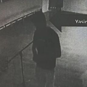 Kartal'da gece bir eve giren hırsız kadını öpüp kaçtı