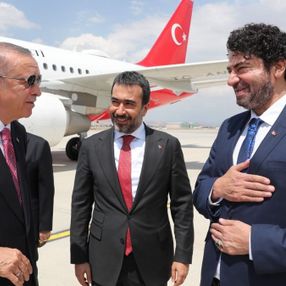 Hakan Taşıyan'dan Cumhurbaşkanı Erdoğan'a karşılama
