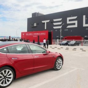 Tesla, Çin'de üç yılda 1 milyon elektrikli araç üretti