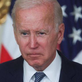 Joe Biden, enflasyonun düşürülmesine yönelik yasayı imzaladı