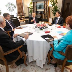 6'lı masa 2 Ekim'de yeniden toplanıyor