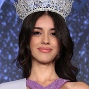Miss Turkey 2022 birincisi Nursena Say oldu