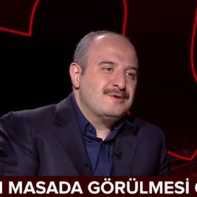 Mustafa Varank, Ahmet Davutoğlu'nun en büyük mücadelesini anlattı