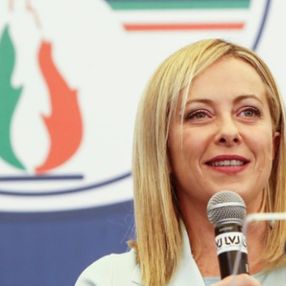 İtalya'nın ilk kadın ve aşırı sağcı başbakanı: Giorgia Meloni